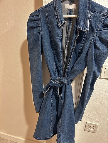 Denim elbise