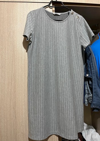 Gri Çizgili Midi elbise