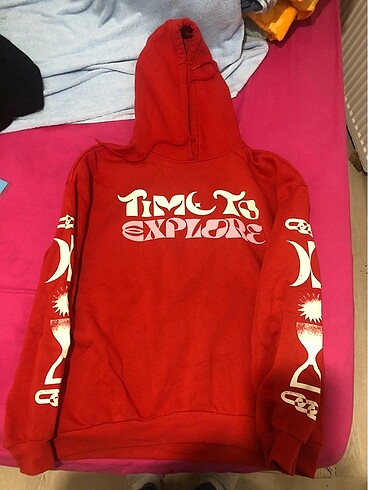 KIRMIZI SWEATSHİRT