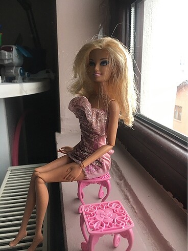 Barbie tabure