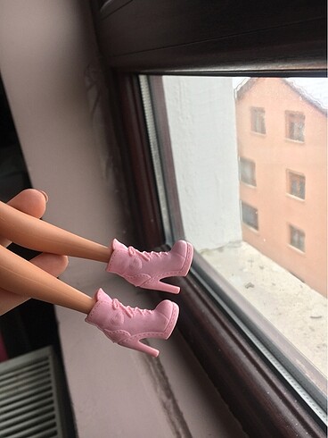 Barbie Barbie fashionistas bot