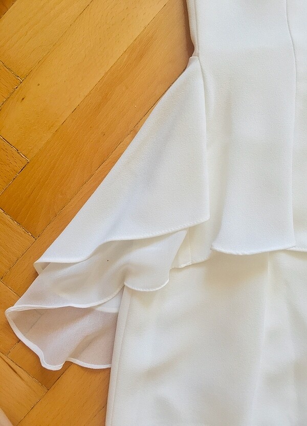 Beyaz elbise - Görsel 3