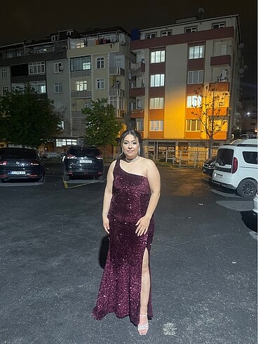 Diğer Tek omuz payetli elbise