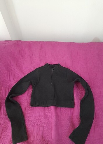TRENDYOLMİLLA FERMUARLI SİYAH CROP