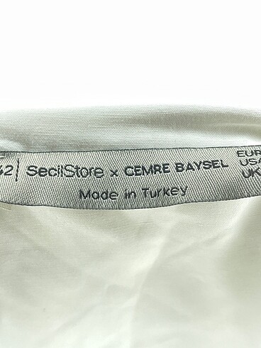 42 Beden beyaz Renk Seçil Bluz %70 İndirimli.