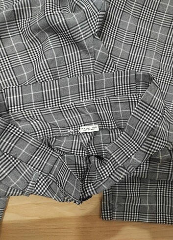 s Beden siyah Renk Bershka ekoseli kumaş pantolon