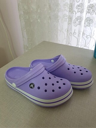 crocs terlik lila