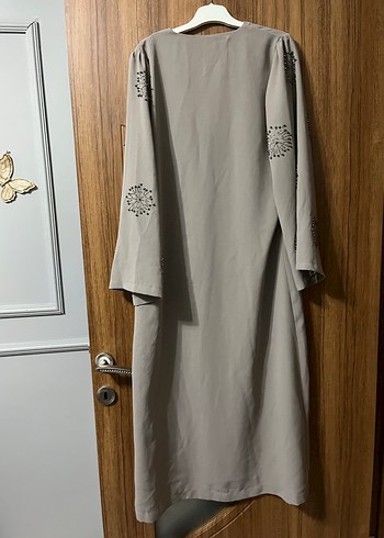 Nakış İşlemeli Bej abaya - Görsel 6