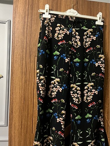 m Beden çeşitli Renk Pantolon Zara
