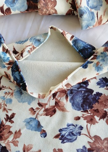 Mavi Çiçek Desenli kırlent kılıfı - Görsel 3