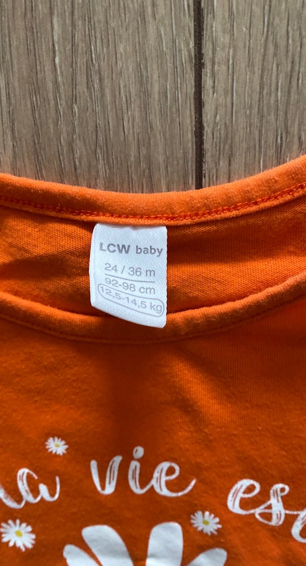 Turuncu Kız Çocuk Fırfırlı Tişört - Görsel 3