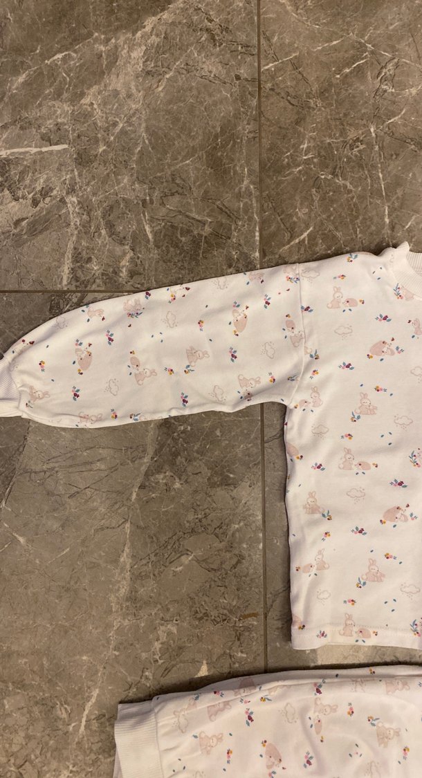 Uzun Kollu Düğmeli Bebek Kız Takımı - Görsel 4