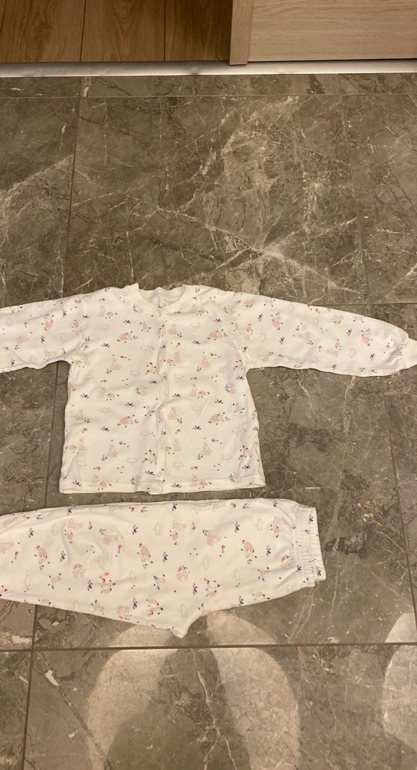 Uzun Kollu Düğmeli Bebek Kız Takımı - Görsel 2