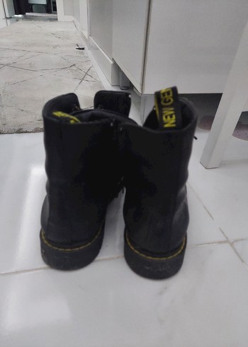 Kinetix Siyah Bağcıklı Rubber Botlar