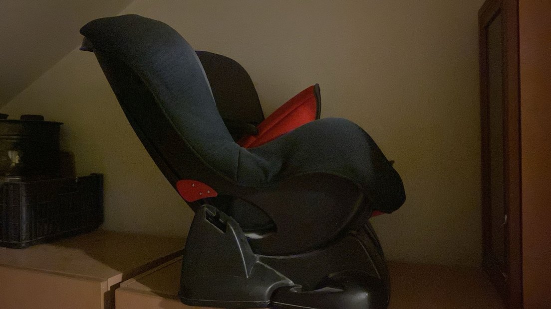 Gri Çocuk Oto Koltuğu - Görsel 3