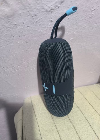 Mavi ve Gri Bluetooth Hoparlör - Görsel 2