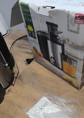 Gri Renkli Katı Meyve Sıkacağı - Görsel 3