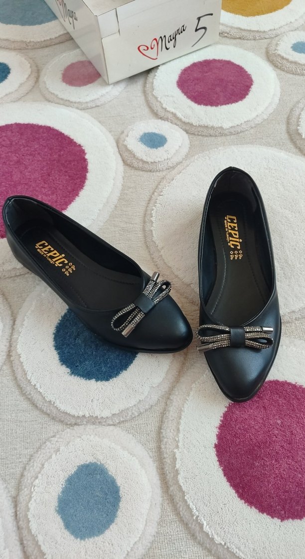 Parlak Siyah Tokalı Topuklu Kadın Babet - Görsel 2