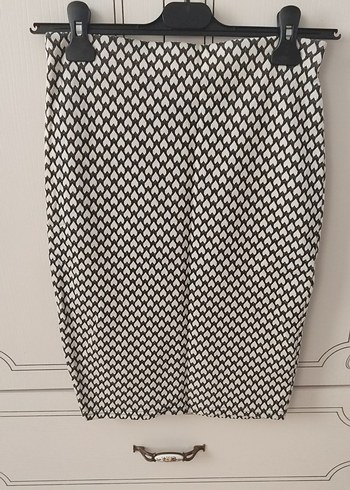 Gri kalp desenli kalem etek - Görsel 2