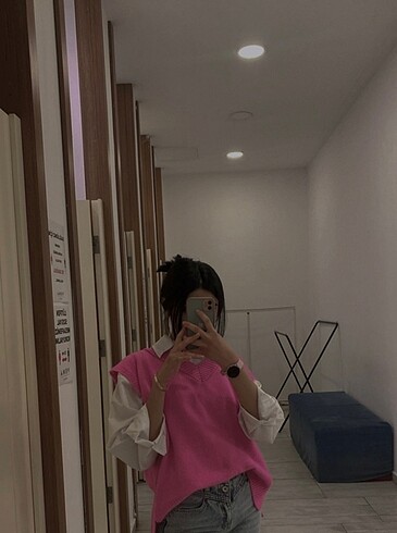 pembe süveter
