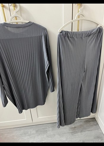 Gri Pileli Uzun Kollu ikili takım - Görsel 2