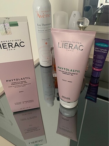Lierac çatlak kremi