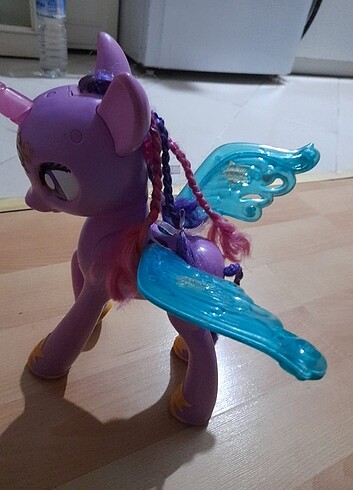 My Little Pony Princess Twilight Sparkle 
