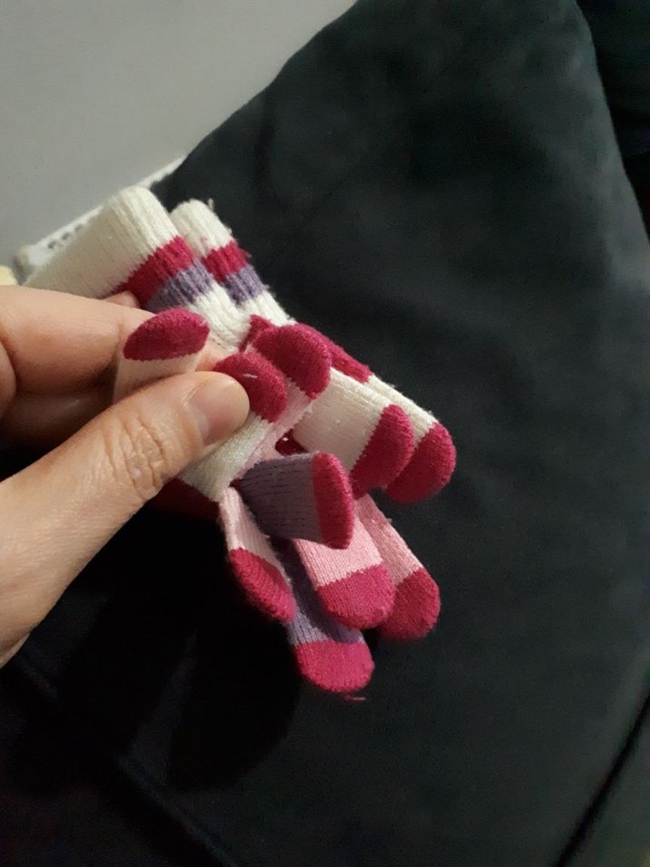 Renkli Örgü Kız Eldiveni - Görsel 3