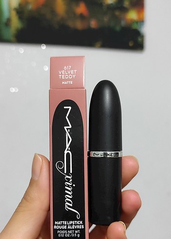 MAC MAC Velvet Teddy Mat Ruj 617