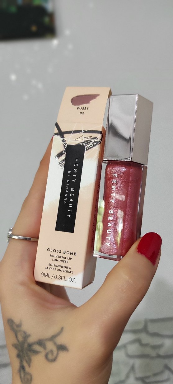 Fenty Beauty Fussy gloss - Görsel 3