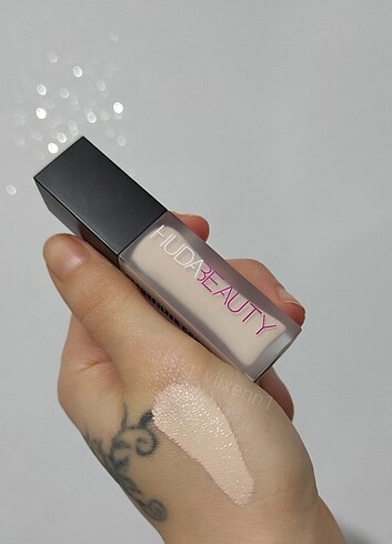 Huda Beauty Huda Beauty Concealer