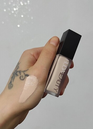 Huda Beauty Concealer
