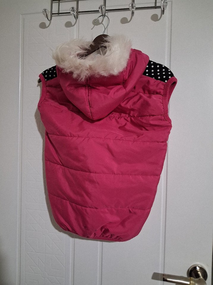 Kız Çocuk Pembe Kürklü Nakışlı Yelek - Görsel 2