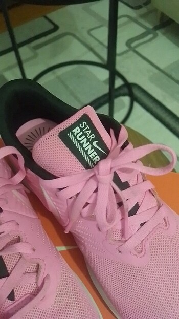 Nike Nike pembe spor ayakkabı