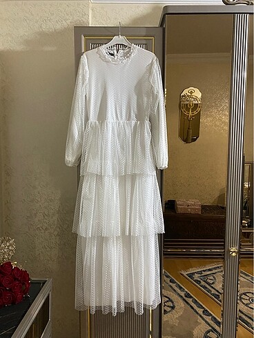 Beyaz nikah elbisesi