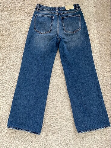 38 Beden mavi Renk Stradivarius jean