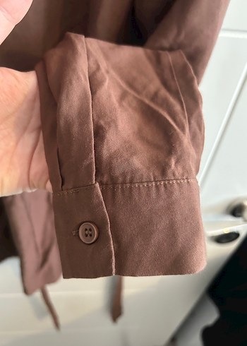 Düğmeli Kahverengi Keten Kadın Gömlek - Görsel 4