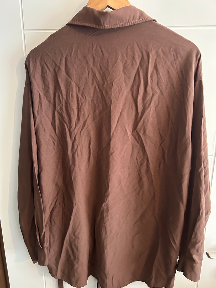 Düğmeli Kahverengi Keten Kadın Gömlek - Görsel 5