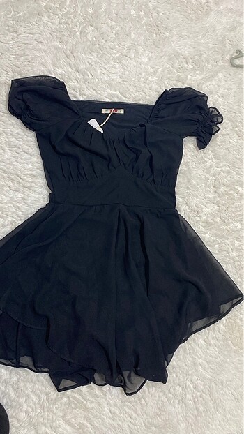 Bershka elbise