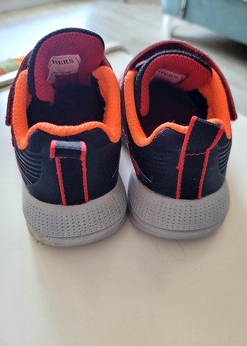 23 Beden Skechers Erkek Çocuk Kırmızı Sneaker