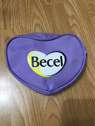 Diğer Kalp şeklinde çanta