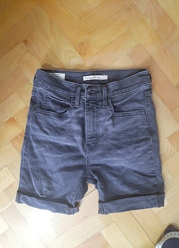 Levi's Sort