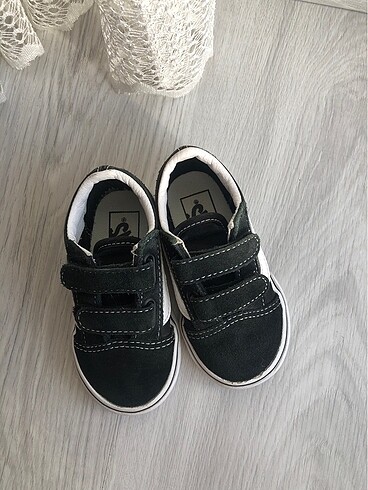 22 Beden siyah Renk Vans ayakkabı