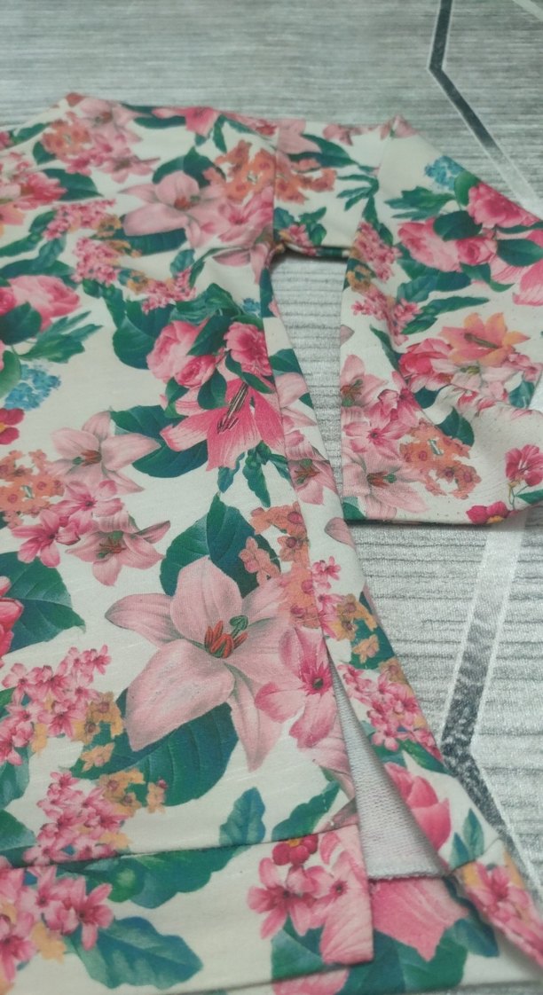 Çiçek Desenli Uzun Kollu sweatshirt - Görsel 3