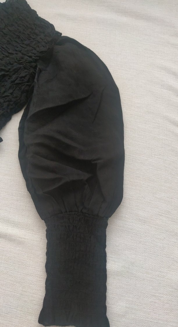 Dantel Detaylı Siyah Gotik Kadın Bluz - Görsel 3