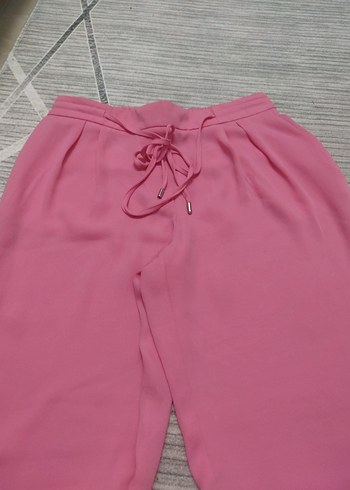 Pembe Kadın Piliseli Kumaş Pantolon - Görsel 3