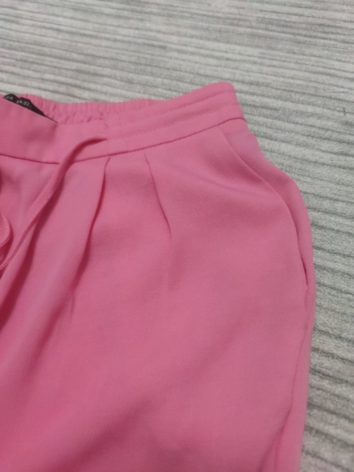 Pembe Kadın Piliseli Kumaş Pantolon - Görsel 2