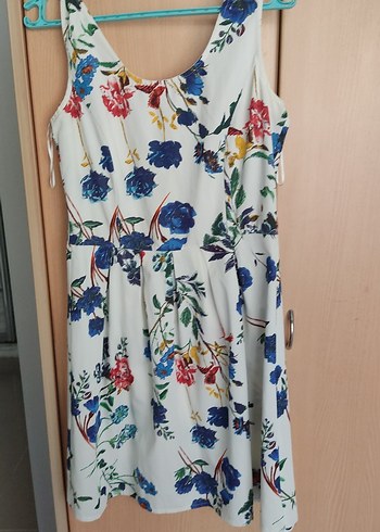 Çiçek Desenli Bohem Midi Elbise