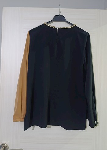 Zincir Detaylı Camel Siyah Kadın Bluz - Görsel 2