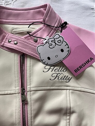 s Beden Bershka Hello Kitty Mania Ceket